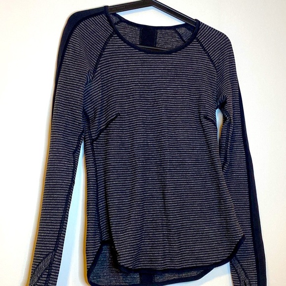 Lululemon Reversible Running Top - Picture 3 of 9